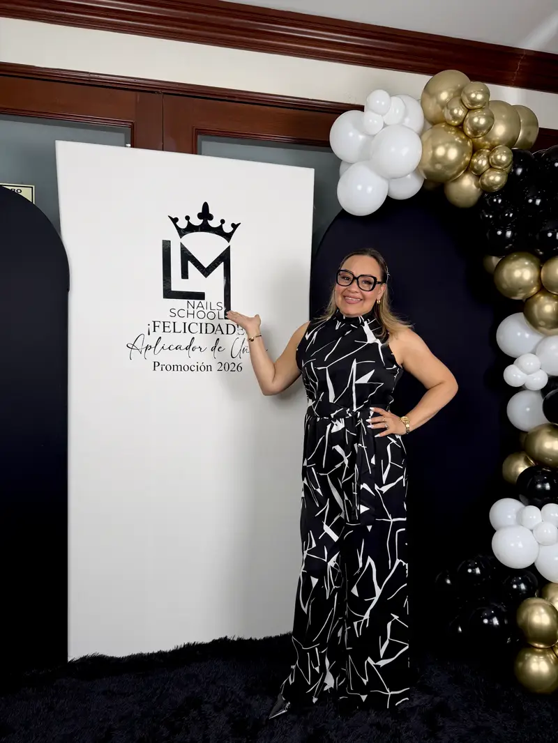 ML Nails School · trabajo profesional